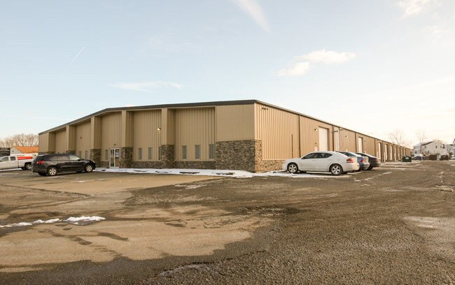 More details for 3618-3642 Apache St, Uniontown, OH - Industrial for Lease
