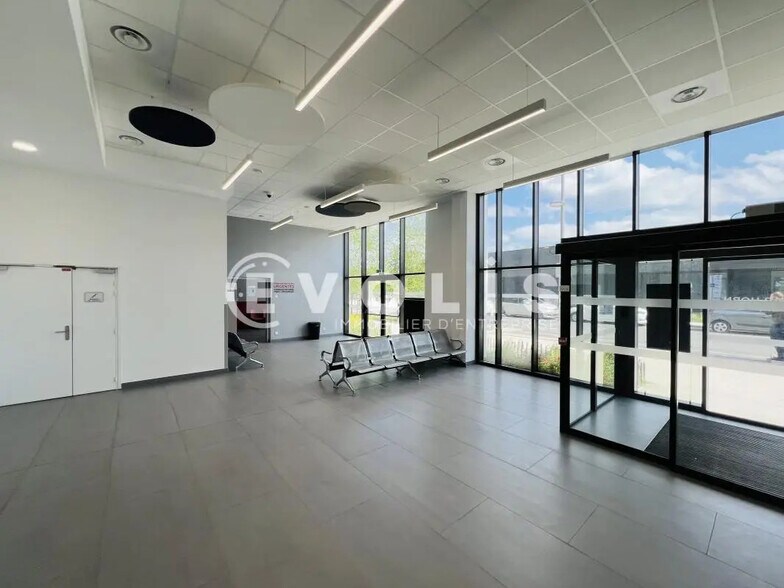 4 Rue Galilée, Champs-sur-Marne à vendre - Hall d’entrée - Image 3 de 12