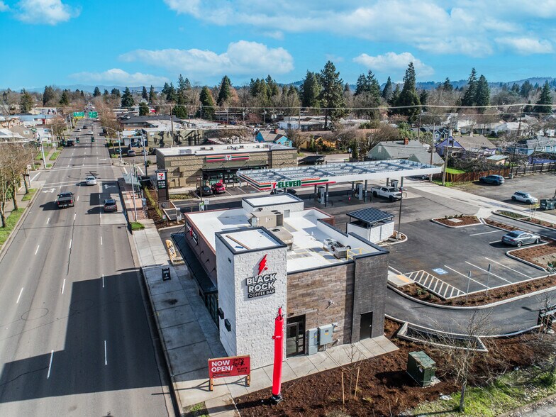 1320 W 7th Ave, Eugene, OR à vendre - Photo du bâtiment - Image 2 de 15