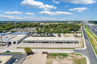 Plus de détails pour 707 North Fwy, Fort Worth, TX - Local d'activités à louer