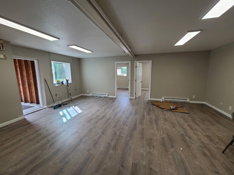 4443 Moose Creek, North Pole, AK à vendre - Photo du bâtiment - Image 3 de 36