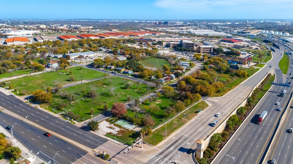Walters Street & IH-35 Lots, San Antonio, TX for sale - Primary Photo - Image 1 of 5