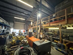 926 Kohou St, Honolulu, HI à louer Photo intérieure- Image 2 de 4