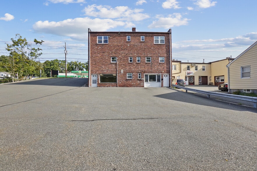 123-129 W Mount Pleasant Ave, Livingston, NJ for lease - Primary Photo - Image 1 of 3