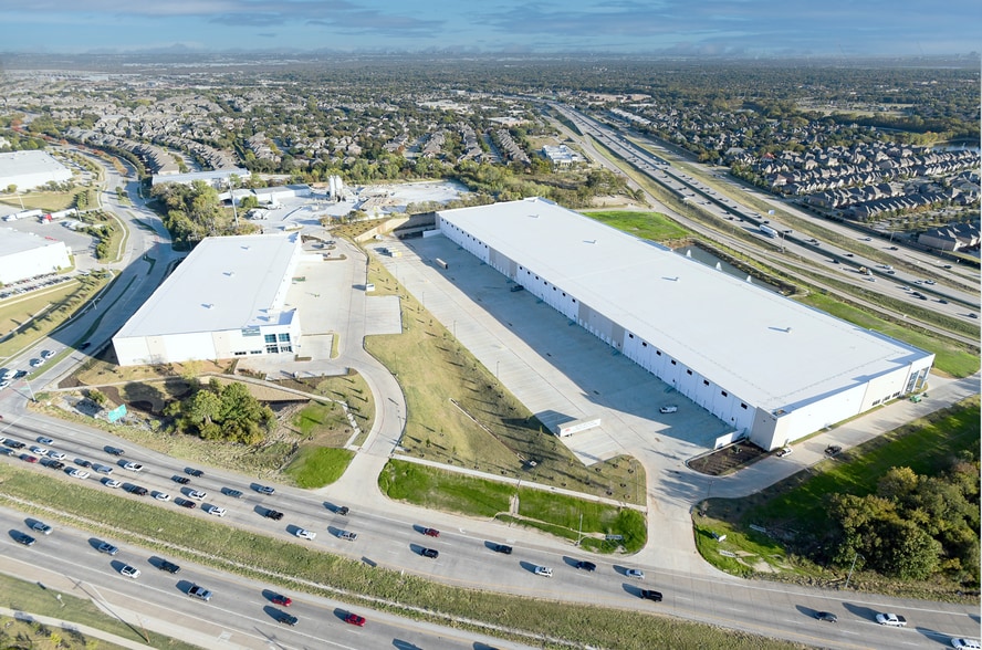 500 W Vista Ridge Dr, Coppell, TX for lease - Building Photo - Image 3 of 3