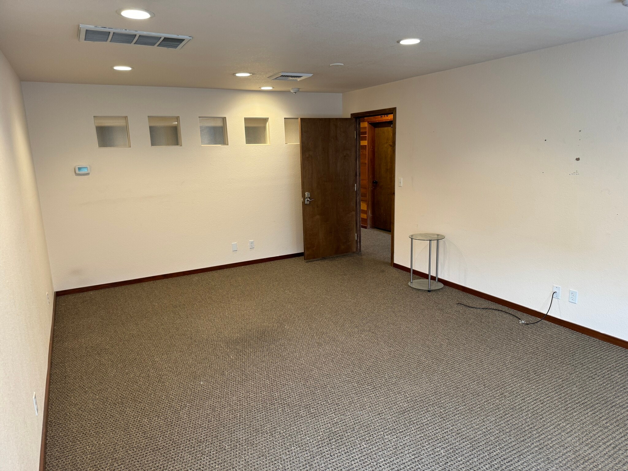 888 W 2nd St, Reno, NV for lease Building Photo- Image 1 of 4