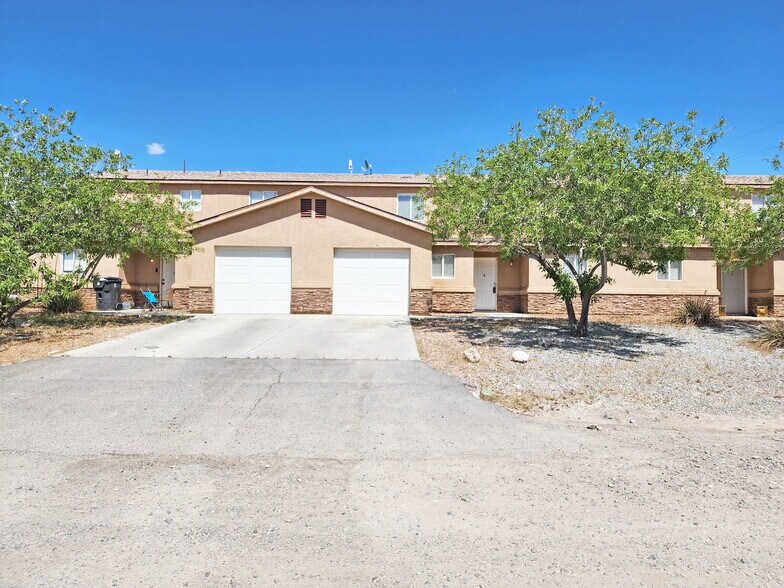 1951 Teepee Rd, Pahrump, NV à vendre - Photo du bâtiment - Image 2 de 35