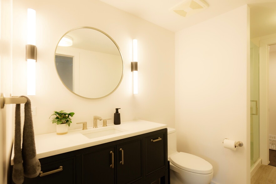 140 Washington Sq, Washington, IL à vendre - Photo du bâtiment - Image 3 de 43