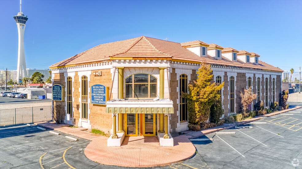 750 E Sahara Ave, Las Vegas, NV for sale - Building Photo - Image 1 of 8