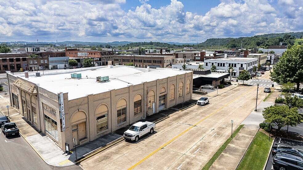 212 E Sullivan St, Kingsport, TN à vendre - Photo du bâtiment - Image 2 de 15