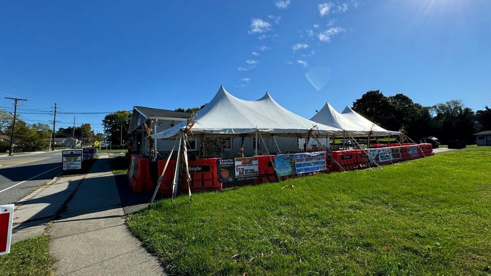 840 Belvidere Rd, Phillipsburg, NJ à vendre - Photo du bâtiment - Image 3 de 53