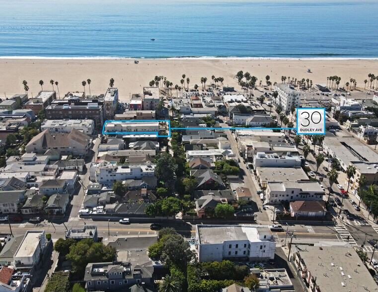 30 Dudley Ave, Venice, CA à vendre - Photo du bâtiment - Image 1 de 15