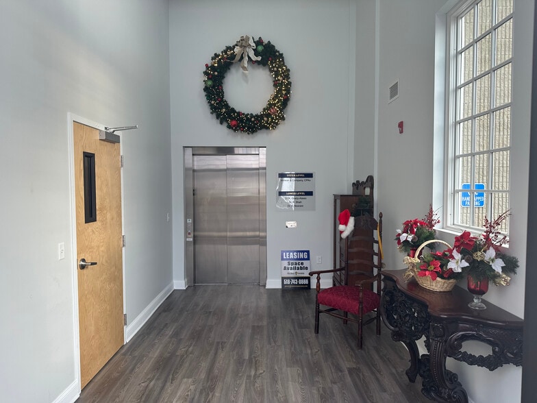 1004 Princetown Rd, Schenectady, NY à louer - Photo intérieure - Image 2 de 55