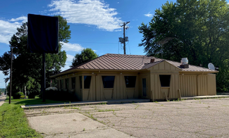 More details for 305 S Main St, Clintonville, WI - Retail for Lease