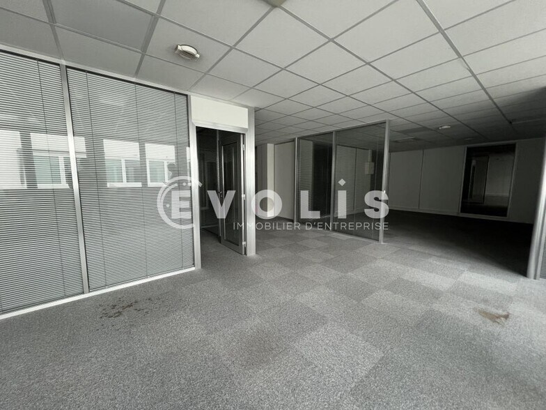 Office in Villiers-sur-Marne for sale - Interior Photo - Image 2 of 10