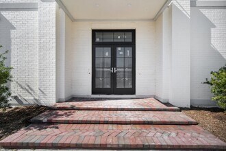 Habersham and 37th Street, Savannah, GA for lease Building Photo- Image 2 of 16