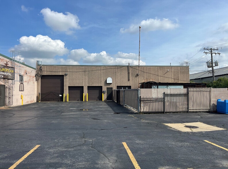 1786 W Armitage Ct, Addison, IL for lease - Building Photo - Image 2 of 5