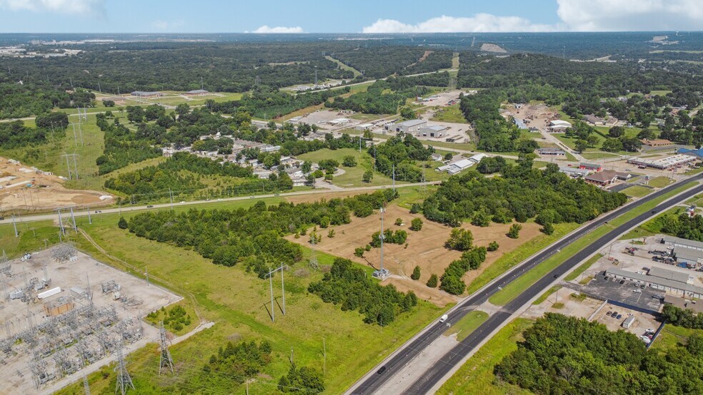 1487 U.S. Rt. 66, Catoosa, OK à vendre - Photo du bâtiment - Image 2 de 5