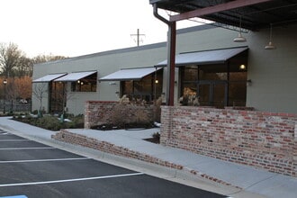 642 North Ave NW, Atlanta, GA for lease Building Photo- Image 2 of 5