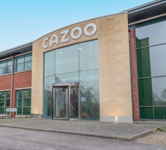 Grange Dr, Southampton à vendre - Photo du bâtiment - Image 2 de 10