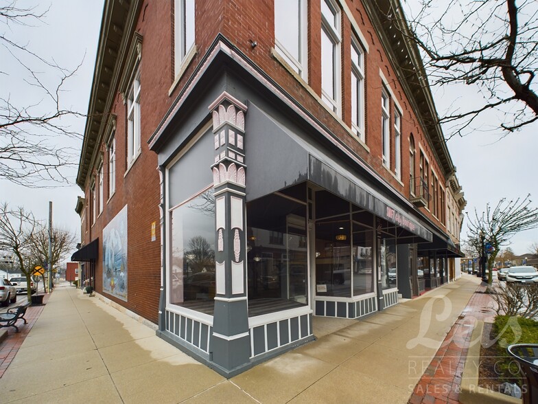 3 E Main St, Versailles, OH for lease - Primary Photo - Image 1 of 4