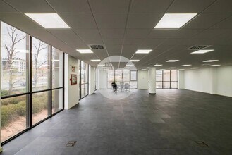 Bureau dans Sant Just Desvern, Barcelona à louer Photo intérieure- Image 1 de 3