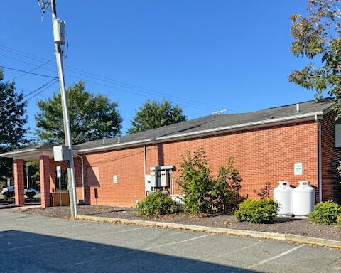 8097 Kings Hwy, King George, VA à vendre Photo du bâtiment- Image 1 de 10