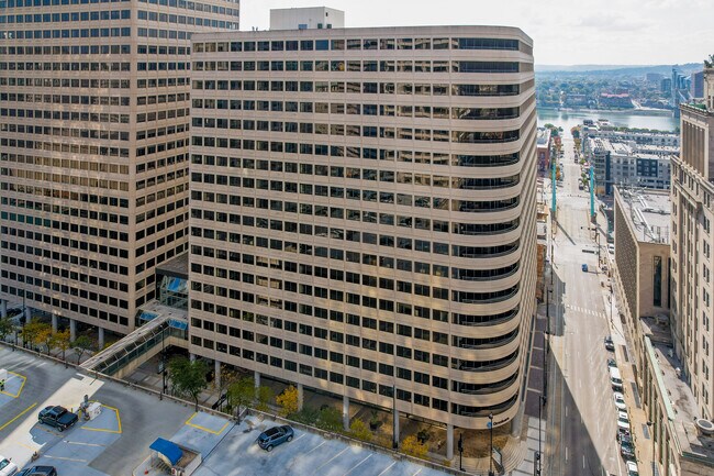 Plus de détails pour 201 E 4th St, Cincinnati, OH - Bureau à louer