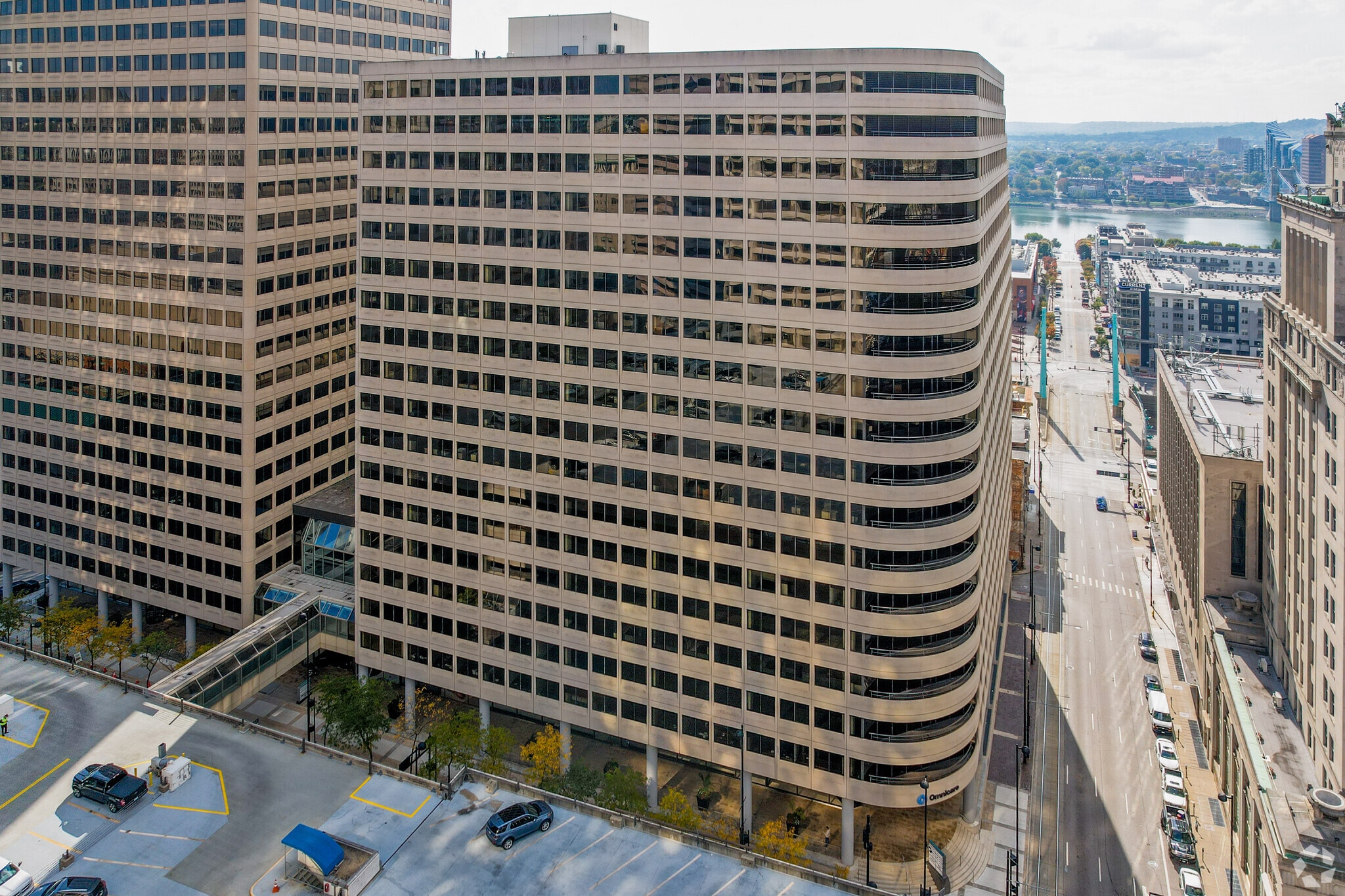 201 E 4th St, Cincinnati, OH for lease Primary Photo- Image 1 of 12