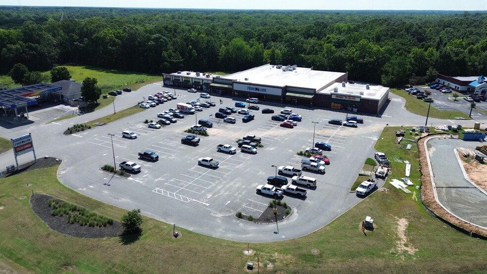 608 N Us-52 Hwy, Moncks Corner, SC for lease - Building Photo - Image 2 of 7