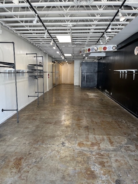 7600 Melrose Ave, Los Angeles, CA for lease Building Photo- Image 1 of 14