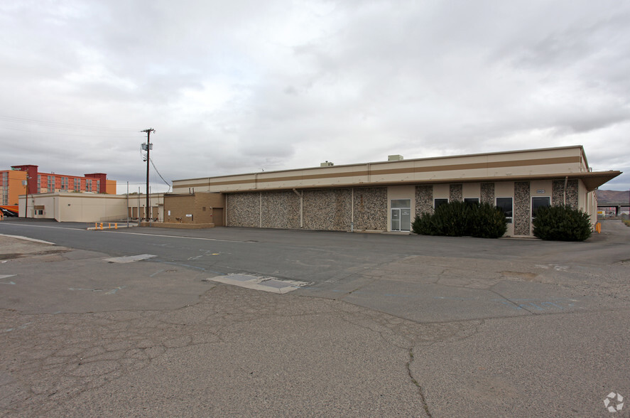 240-250 S Stanford Way, Sparks, NV à vendre - Photo principale - Image 1 de 1