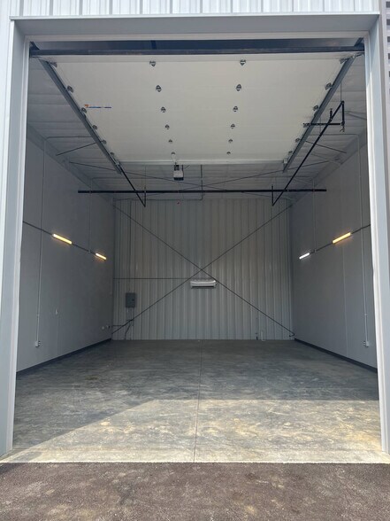 605 Julian Rd, Ringgold, GA à vendre - Photo du bâtiment - Image 2 de 7