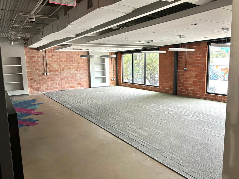 1105 St Emanuel St, Houston, TX for lease - Building Photo - Image 3 of 7
