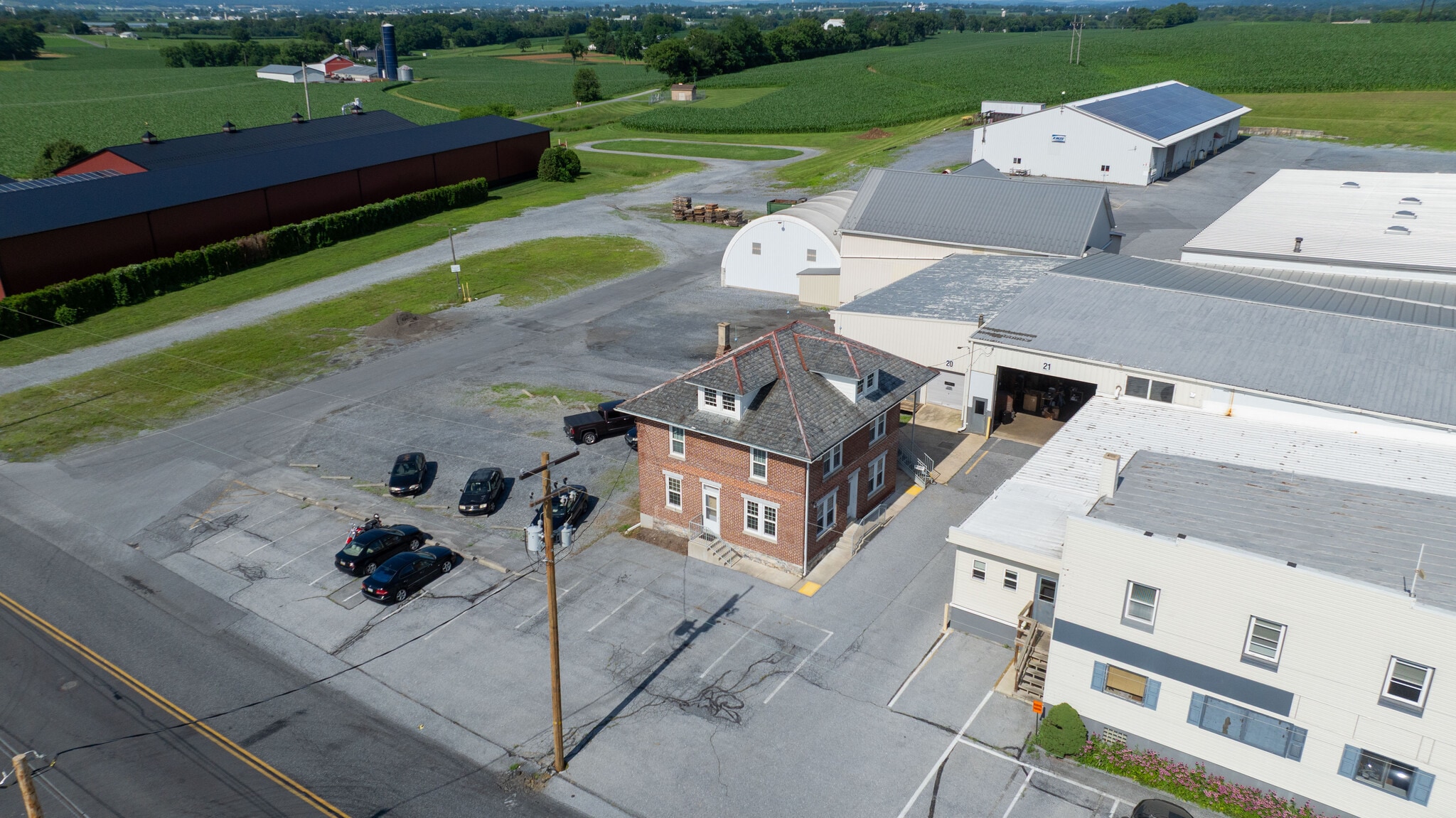 135 Rothsville Station Rd, Lititz, PA for lease Interior Photo- Image 1 of 41