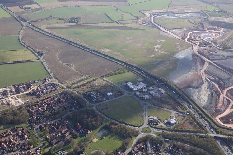 Fernwood Business Park, Newark for sale - Aerial - Image 2 of 2