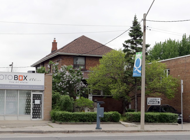 More details for 938 The Queensway, Toronto, ON - Office for Sale