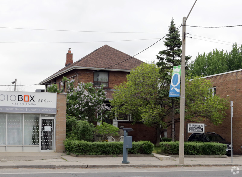 938 The Queensway, Toronto, ON à vendre - Photo principale - Image 1 de 2