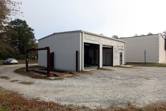 More details for 316 Village Rd NE, Leland, NC - Retail for Sale