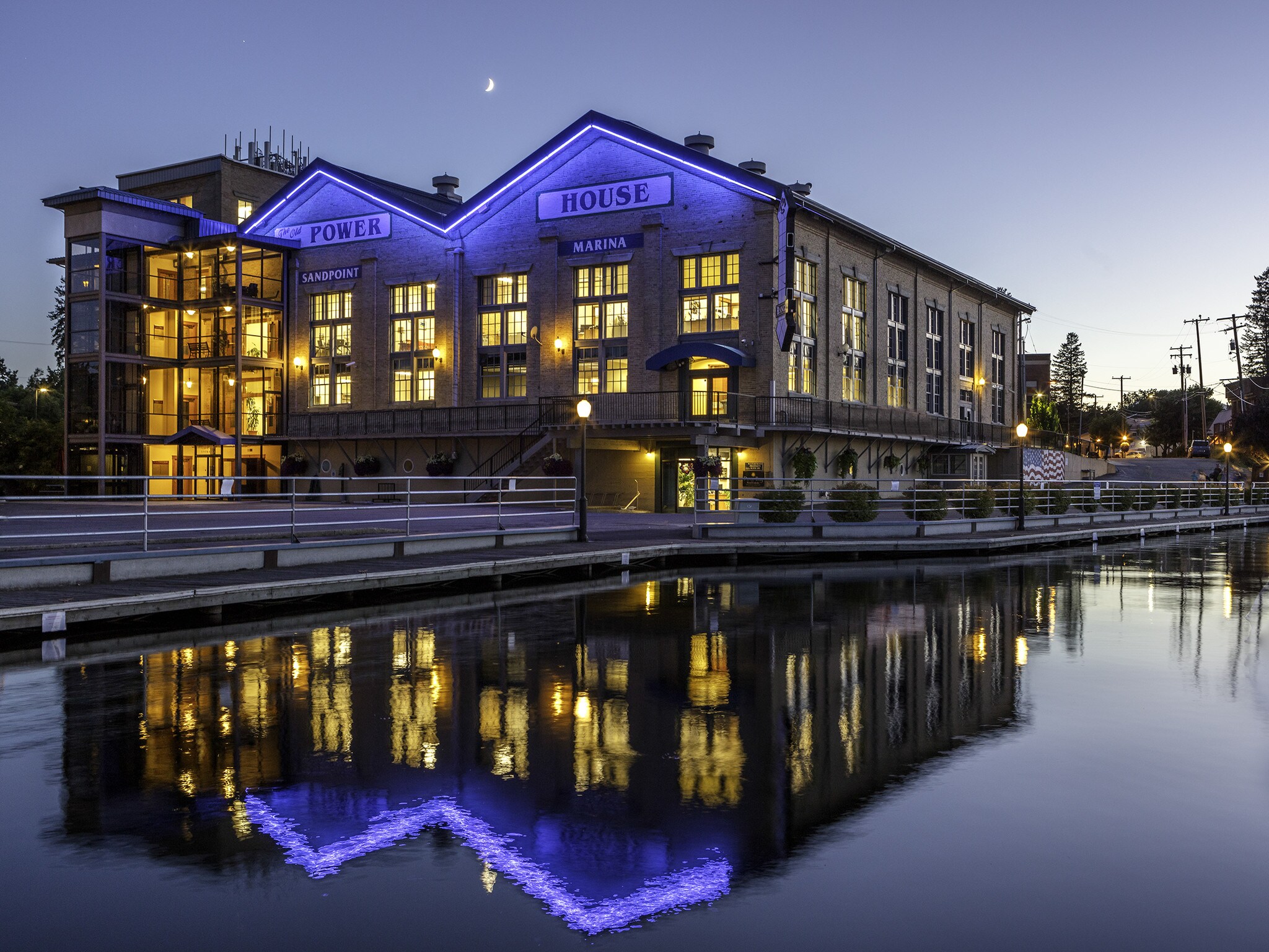 120 E Lake St, Sandpoint, ID à vendre Photo principale- Image 1 de 1