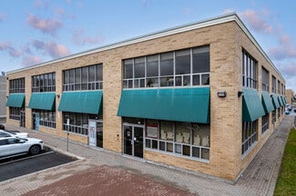 More details for 411 Confederation Pky, Concord, ON - Industrial for Sale