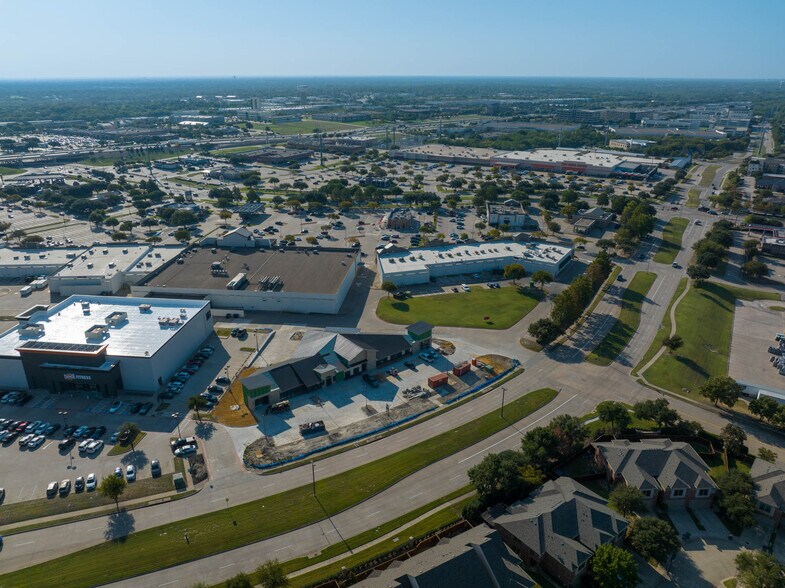 514 Watters Road, Allen, TX à vendre - Photo du bâtiment - Image 3 de 4
