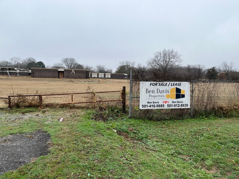 6900 Pecan Ave, Little Rock, AR for sale - Primary Photo - Image 1 of 4