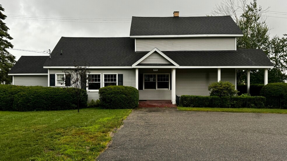 118 Stimson St, Cadillac, MI for lease - Building Photo - Image 2 of 21