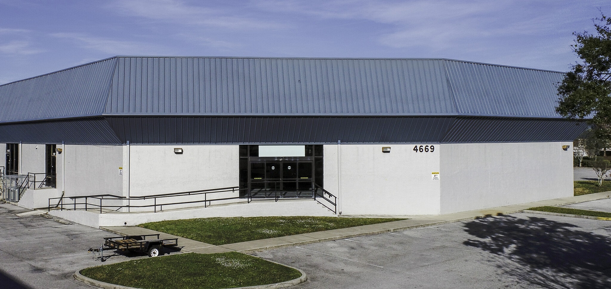 4669 L B McLeod Rd, Orlando, FL à louer Photo du bâtiment- Image 1 de 3