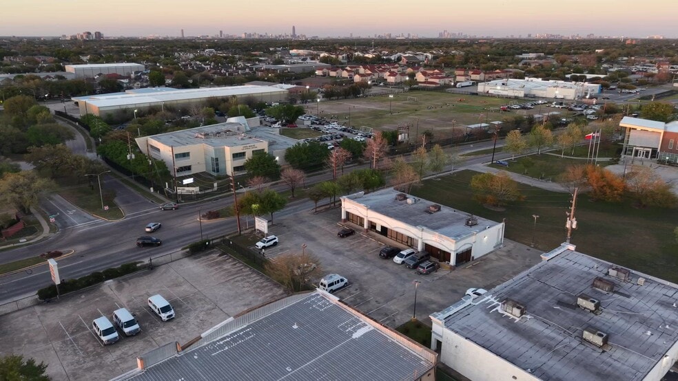 8885 W Bellfort Ave, Houston, TX for lease - Commercial Listing Video - Image 2 of 6