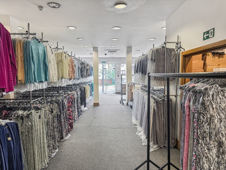 22-26 Nelson St, Londres à louer - Photo du bâtiment - Image 2 de 10