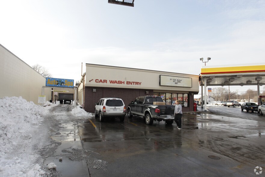 5501 Holdrege St, Lincoln, NE à louer - Photo du bâtiment - Image 2 de 2