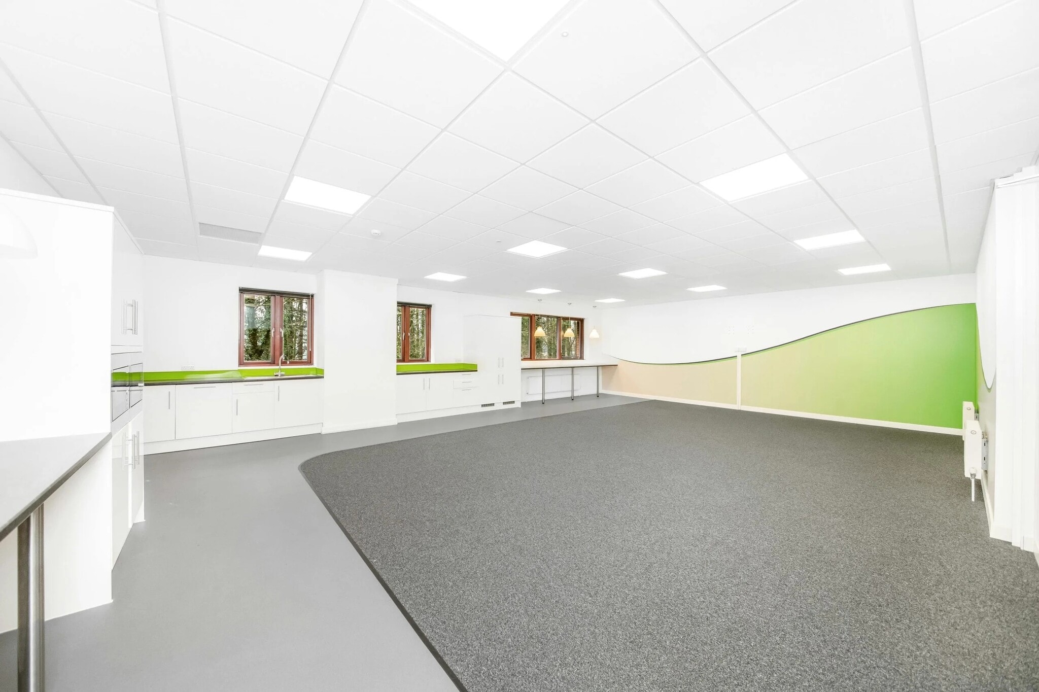 Eco Park Rd, Ludlow for lease Interior Photo- Image 1 of 9