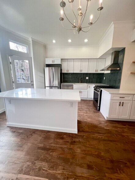 718 Putnam Ave, Brooklyn, NY à vendre - Photo intérieure - Image 3 de 17